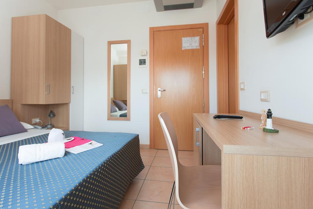 Hotel Souvenir - Koolibry Hotels Cervia Exterior foto
